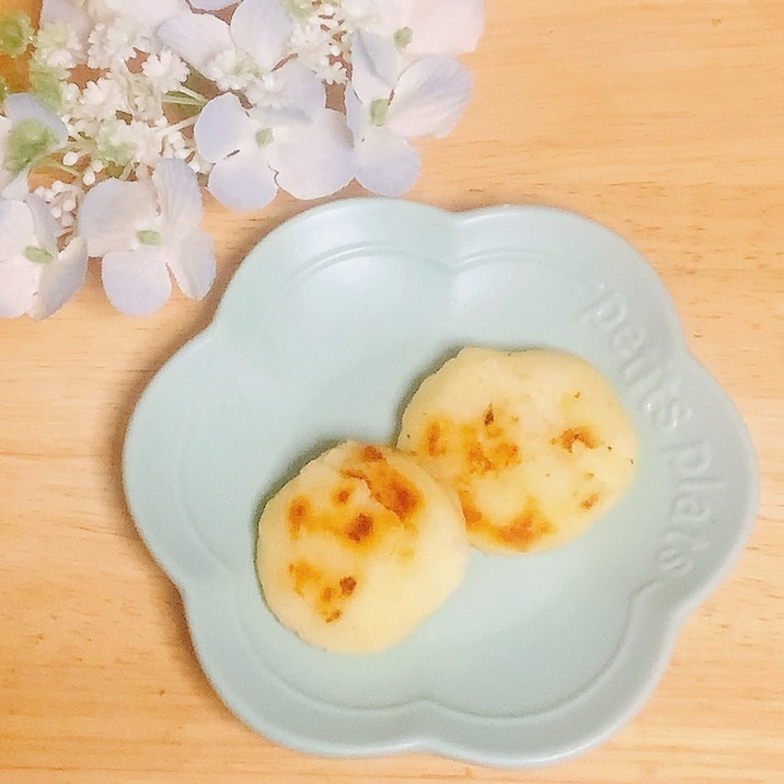 じゃがいもお焼きෆ˚*(チーズ)